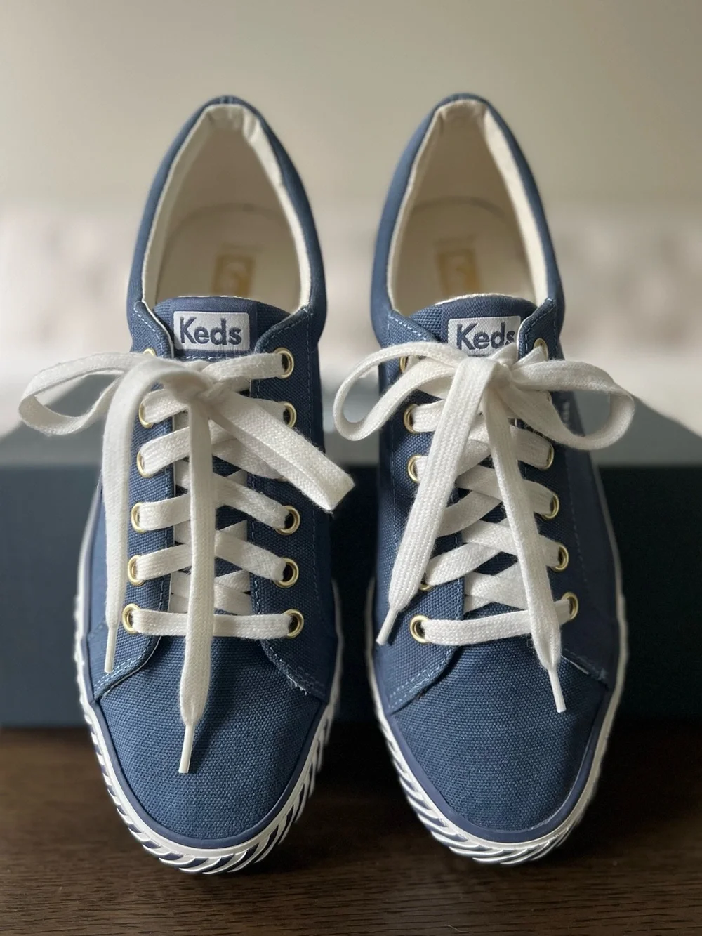 Keds Jump Kick Majestic Stripey Sneakers Blue Canvas Women’s 8